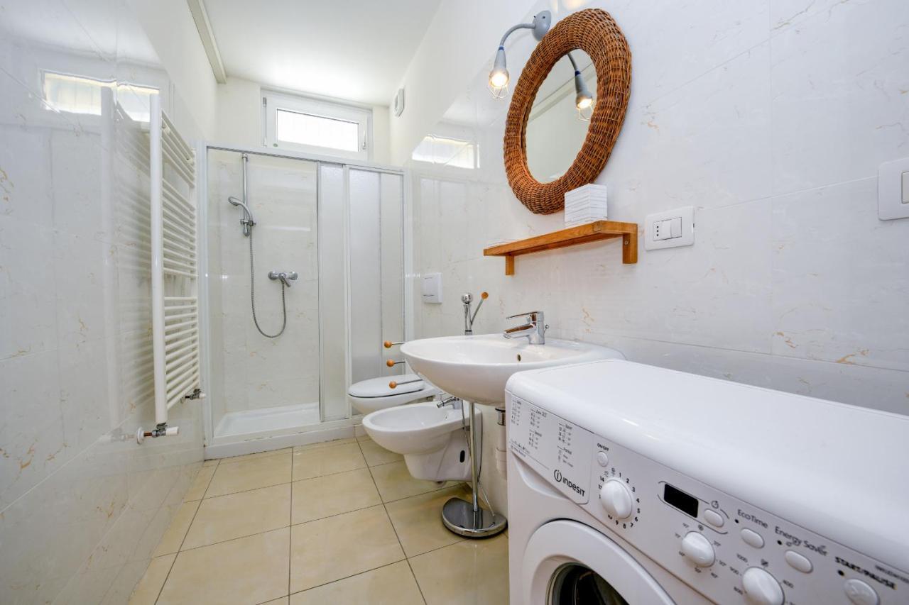 Malcesine Dream Apartments Bagian luar foto